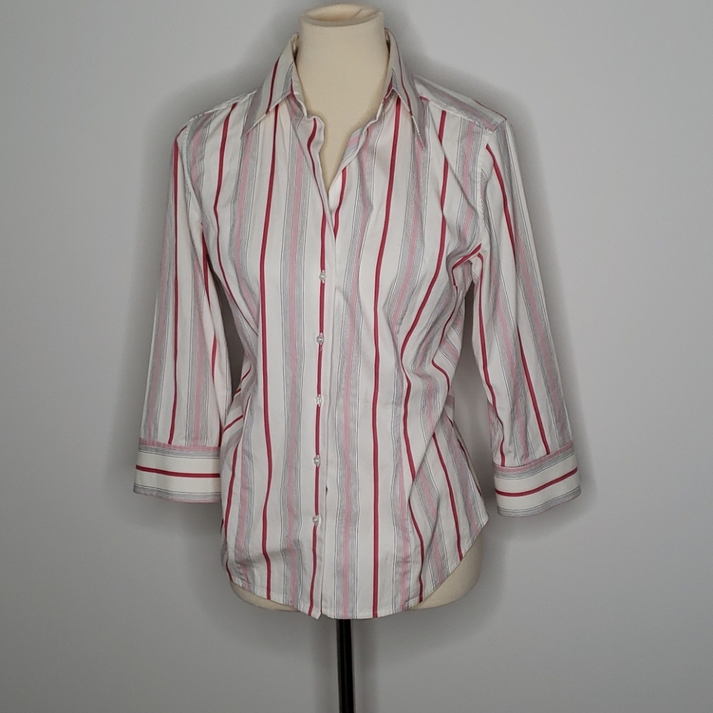🔱 Women's Express Design Studio Button up